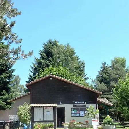 营地 Mobil-home 4 Pers Avec & Salon De Jardin - Api-1-52-1354 Champagnac-le-Vieux