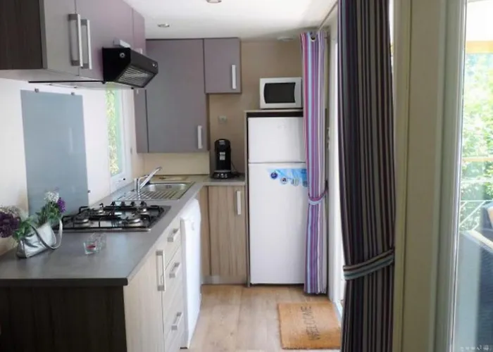 Campsite Mobil-home 4 Pers Avec & Salon De Jardin - Api-1-52-1354 *